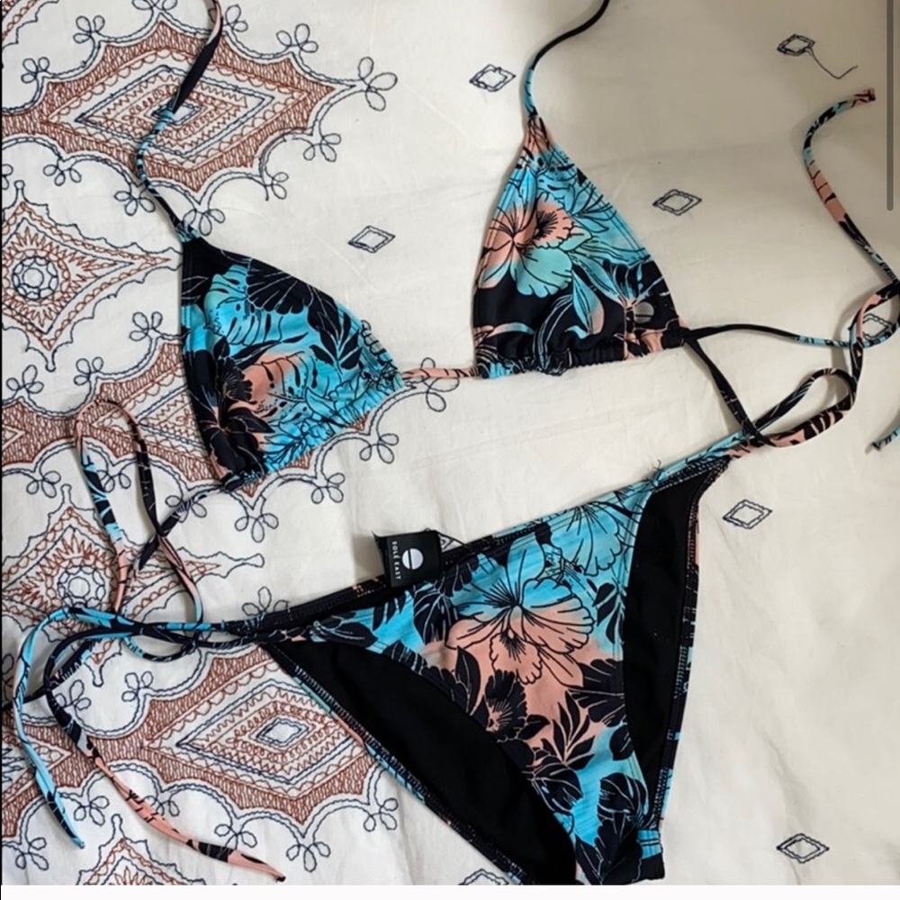 Solé East bikini